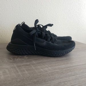 Nike epic react sneakers